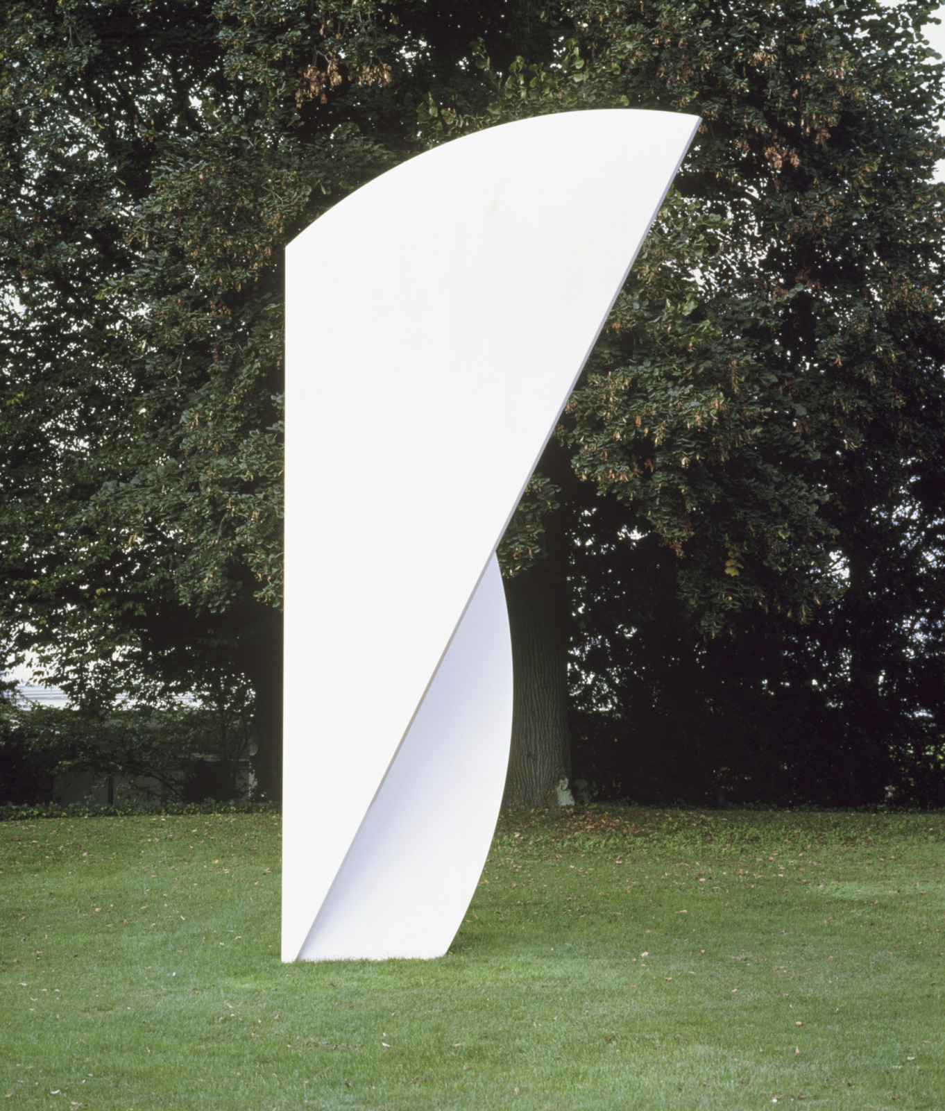 Sculpture by Ellsworth Kelly, , dated 2001