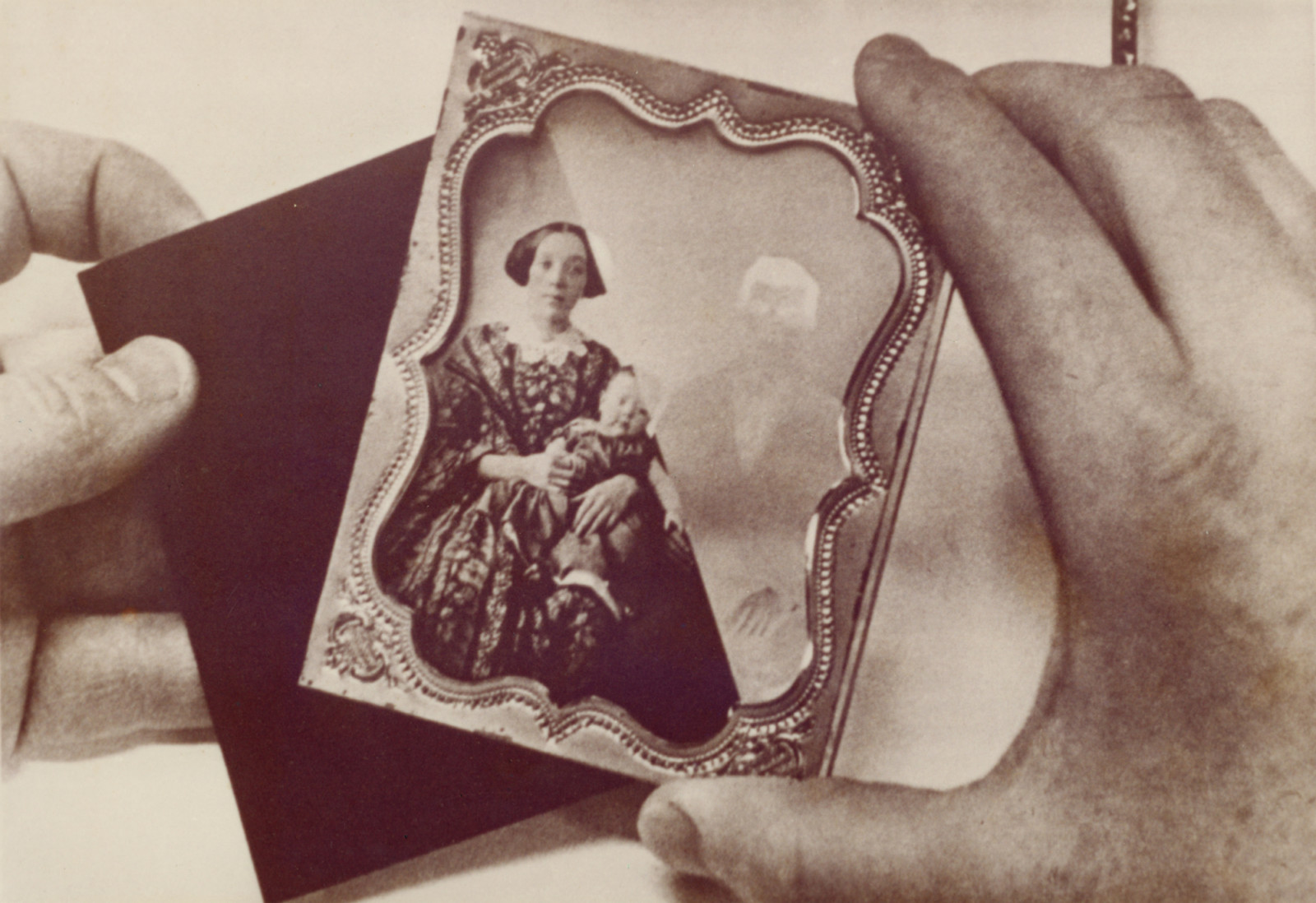 Photograph by Luigi Ghirri, , dated 1979