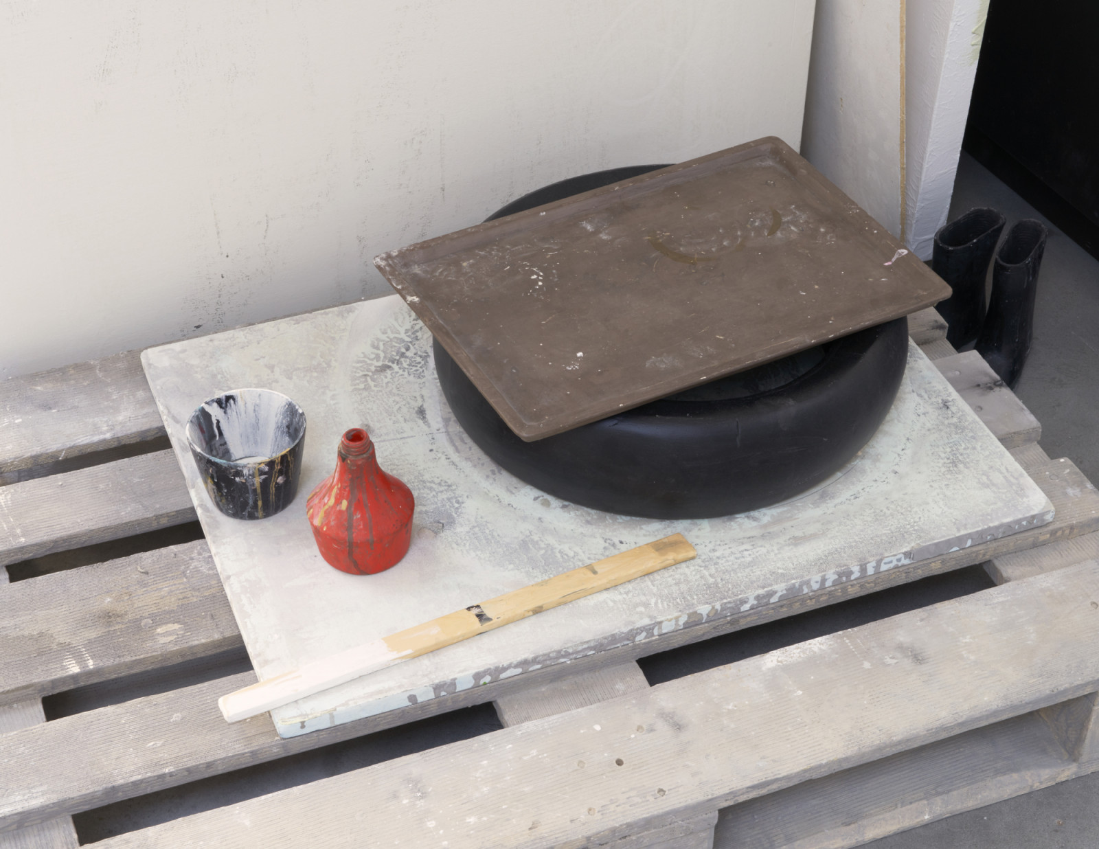 Sculpture by Peter Fischli <span class="no_wrap">David Weiss</span>, , dated 2003