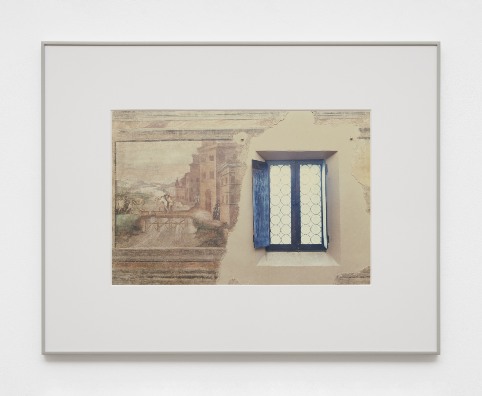 Photograph by Luigi Ghirri, , dated 1985