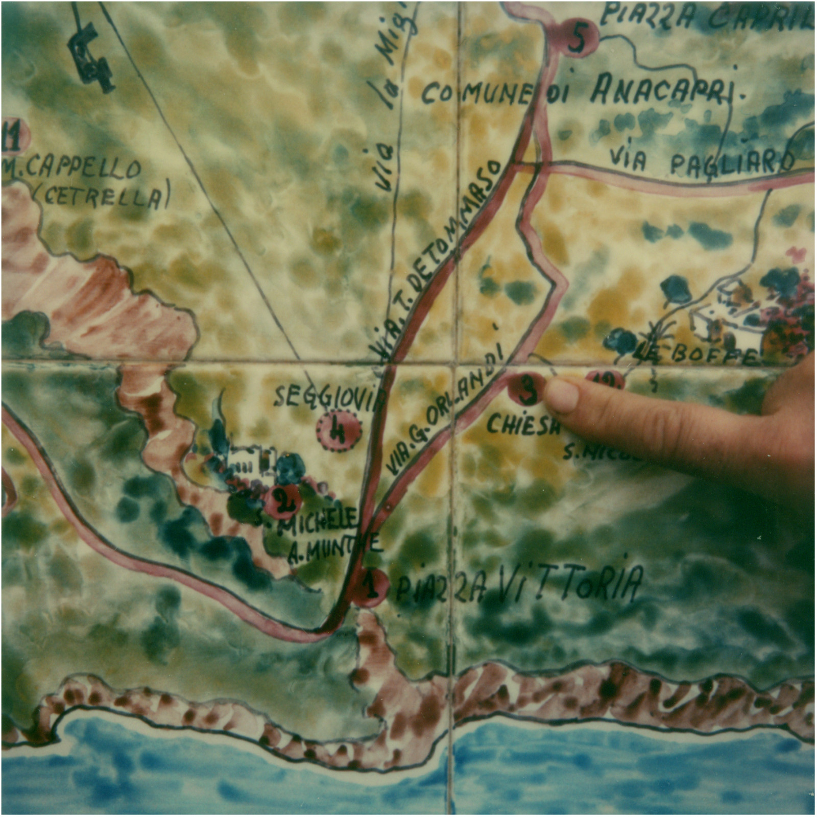 Photograph by Luigi Ghirri, , dated 1981