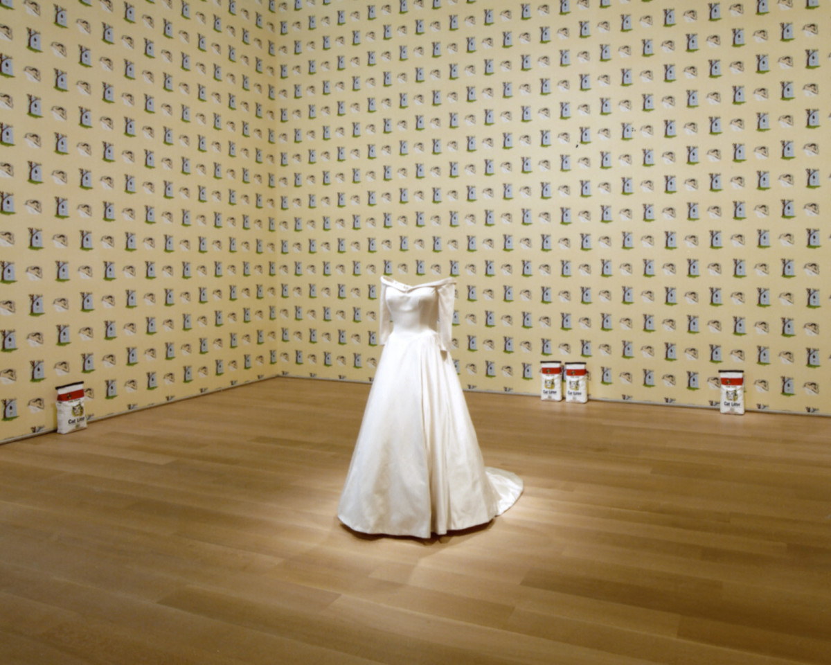 <p>Detail of the installation <em>Untitled</em> 1989–1996<br />The Art Institute of Chicago, restricted gift of Stefan T. Edlis and H. Gael Neeson Foundation; through prior gifts of Mr. and Mrs. Joel Starrels and Fowler McCormick</p>