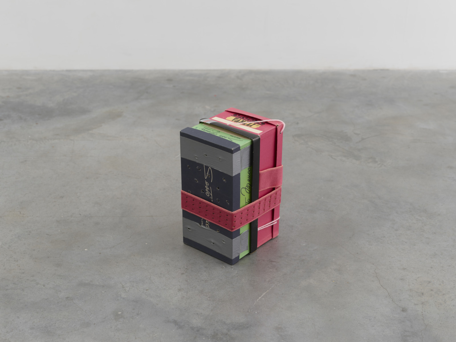 Sculpture by Vincent Fecteau, , dated 1994