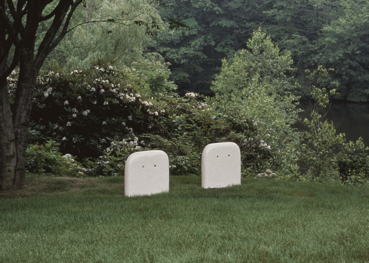 <p><em>Two Partially Buried Sinks </em>1986–1987<br />Cast iron, enamel paint<br />Glenstone, Potomac, Maryland</p>